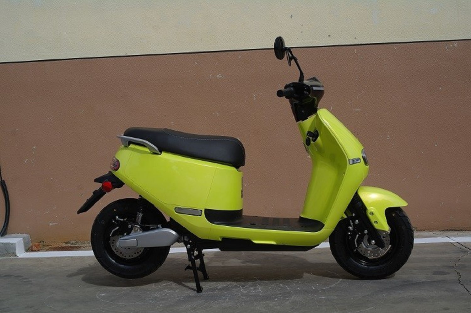 CIRKIT-1000W-ELECTRIC-SCOOTER