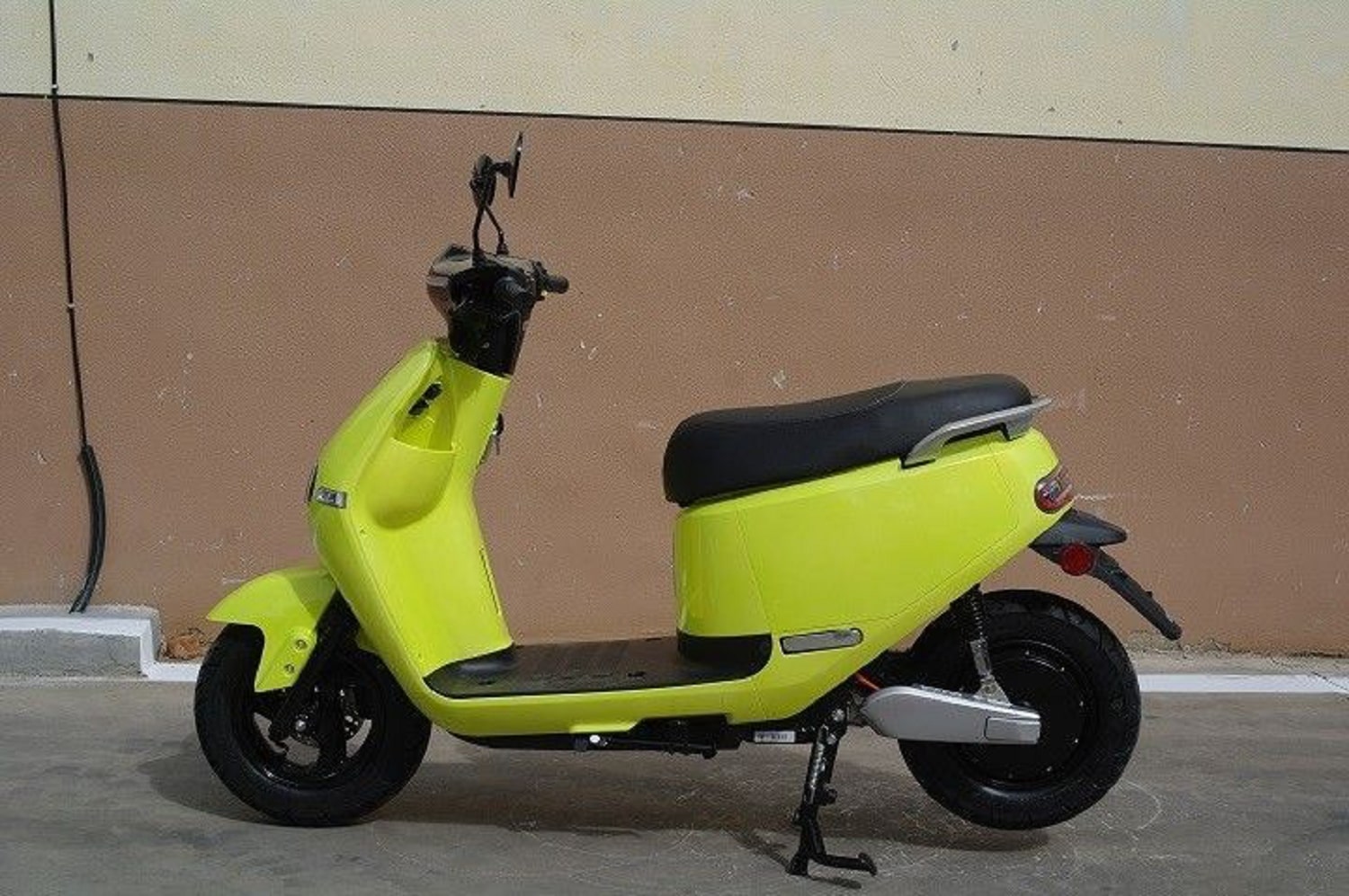 CIRKIT-1000W-ELECTRIC-SCOOTER