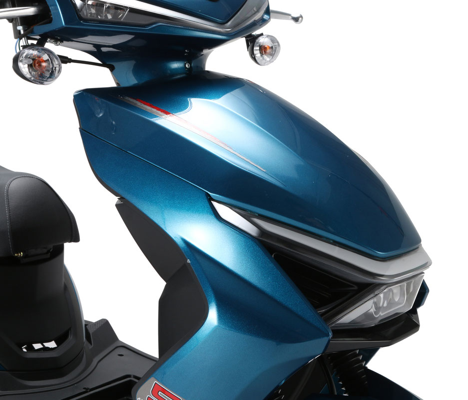 Vitacci Denali 50cc Scooter