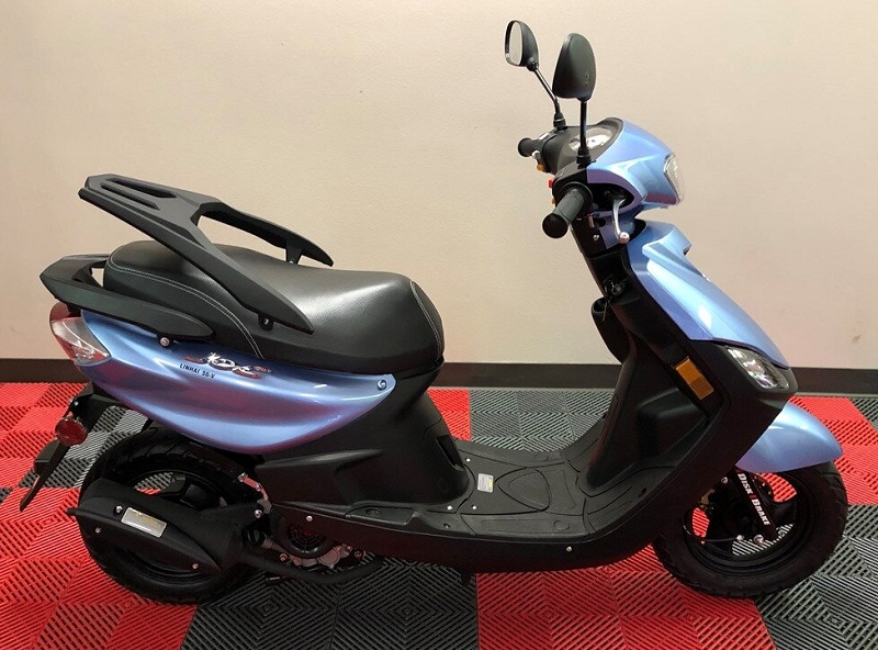 Linhai 50-V Moped Scooter
