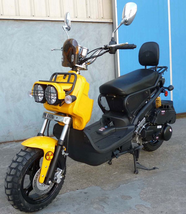 Roketa MC-22Y 150cc Scooter