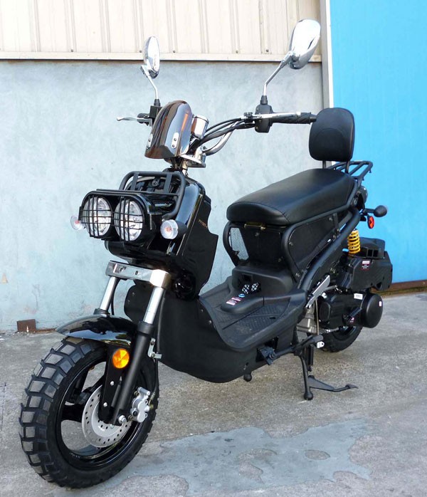 Roketa MC-22Y 150cc Scooter