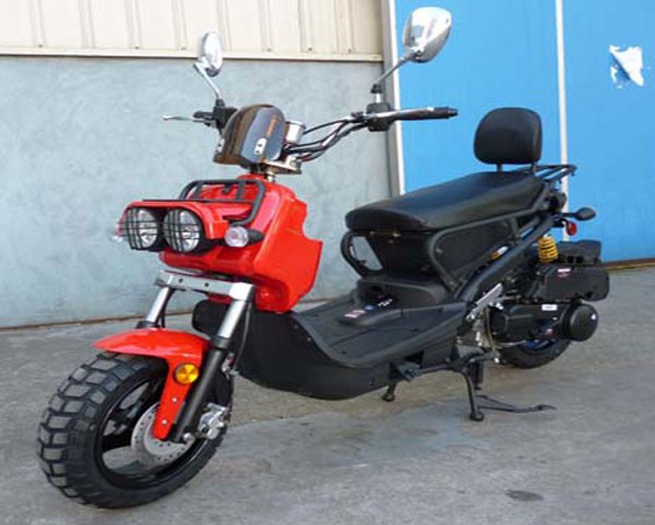 Roketa MC-22Y 150cc Scooter