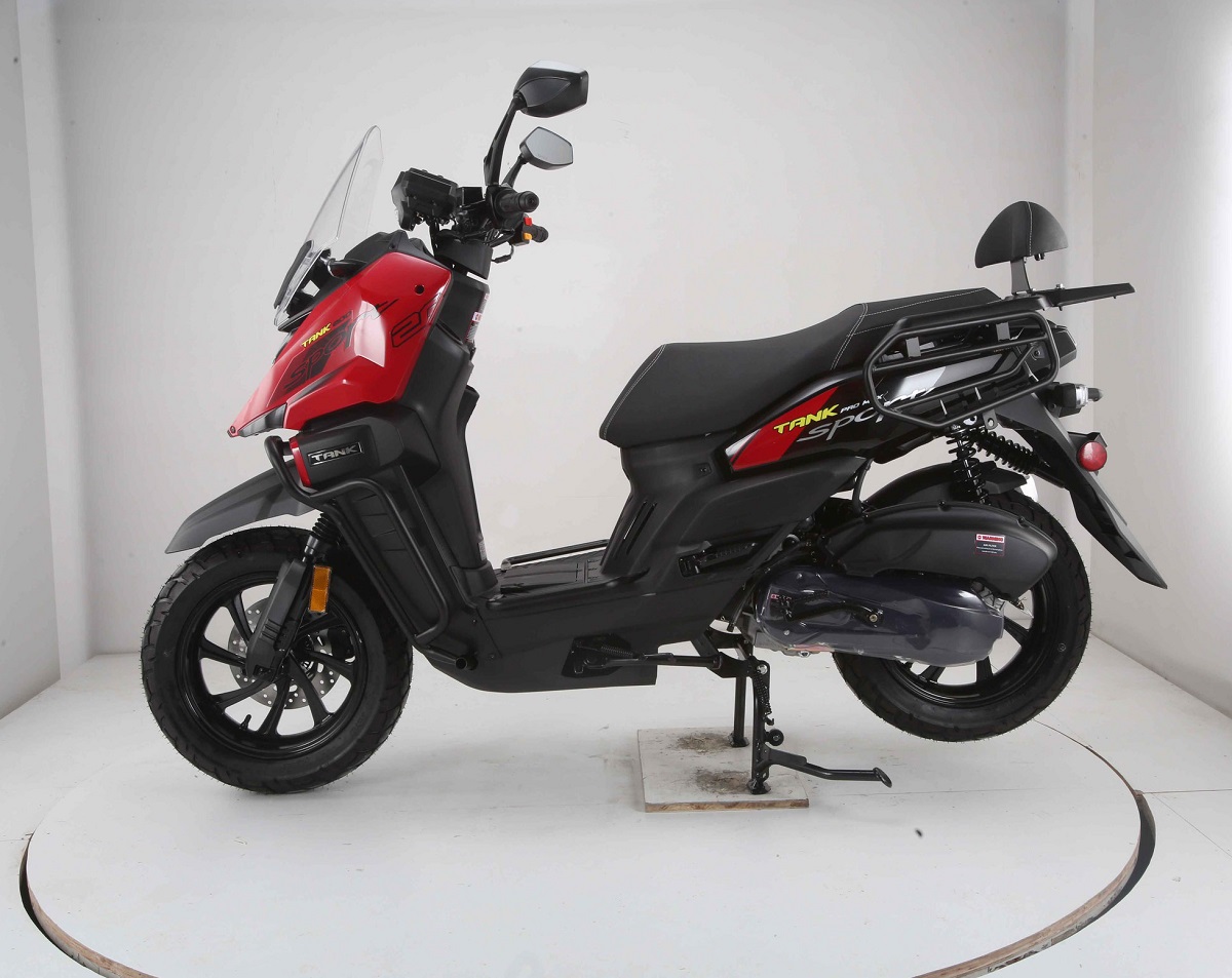 Vitacci Tank Sport 200 EFI Scooter