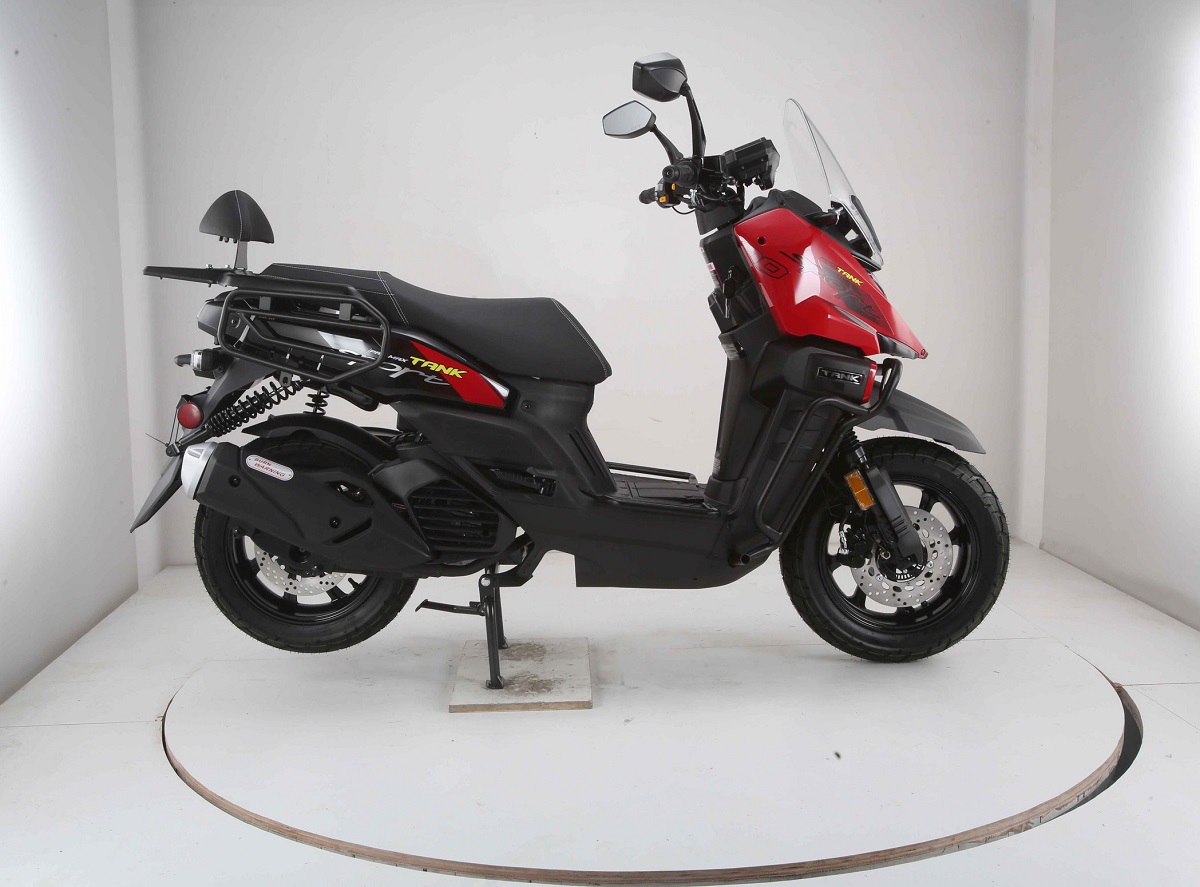 Vitacci Tank Sport 200 EFI Scooter