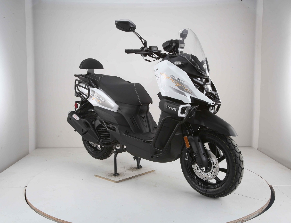 Vitacci Tank Sport 200 EFI Scooter