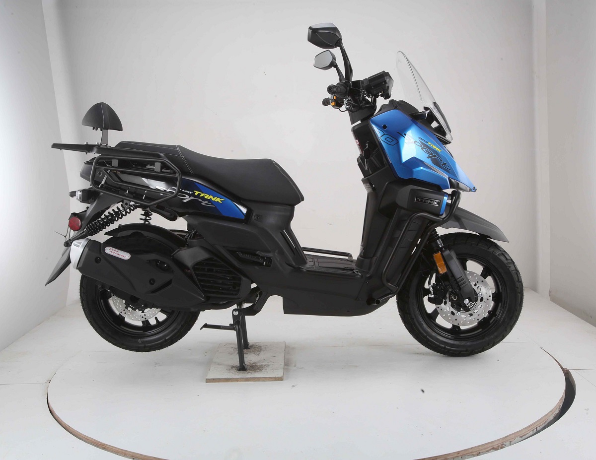 Vitacci Tank Sport 200 EFI Scooter