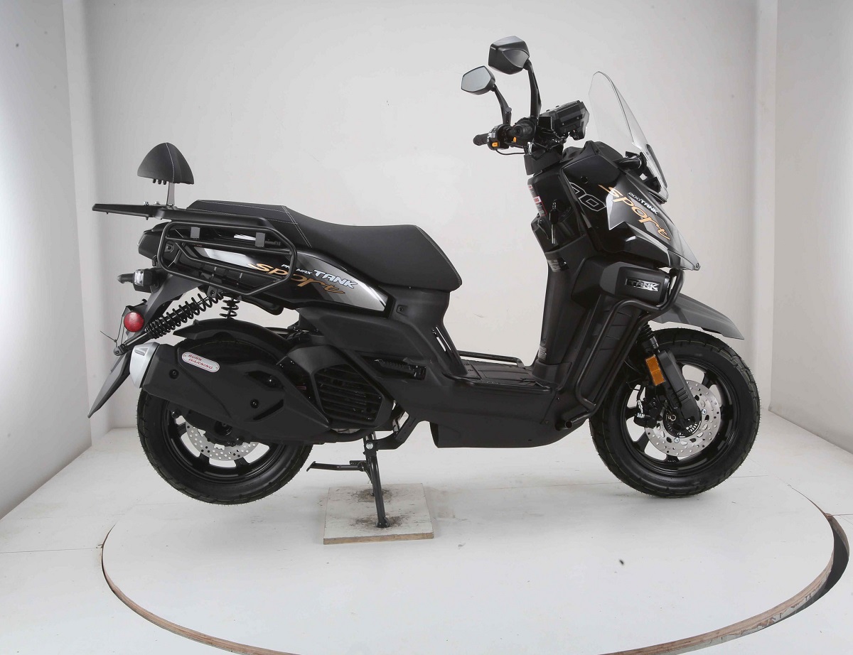 Vitacci Tank Sport 200 EFI Scooter