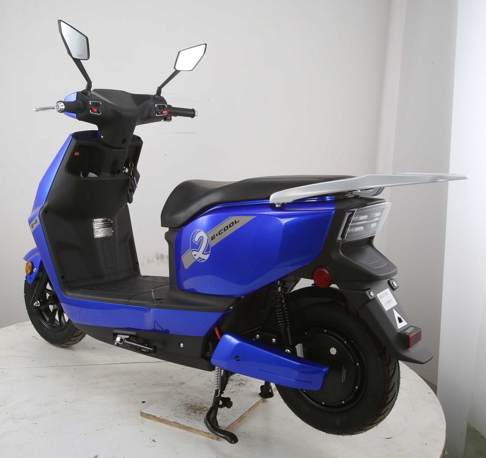 Vitacci E-COOL Electric Scooter