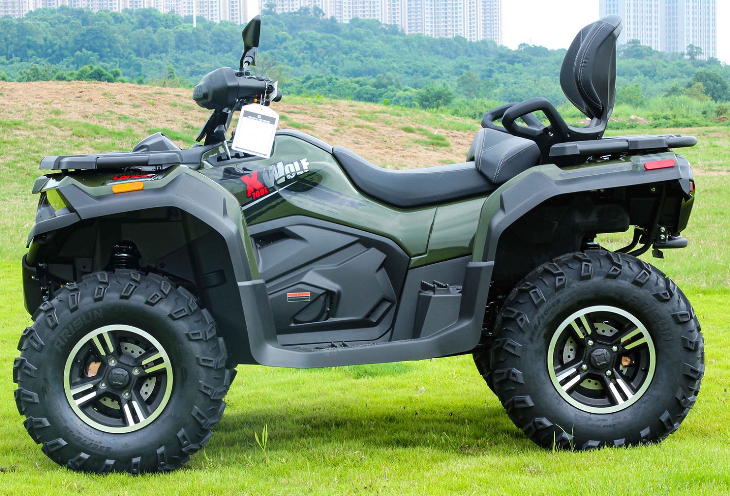 Vitacci Loncin Xwolf 700 EFI Atv