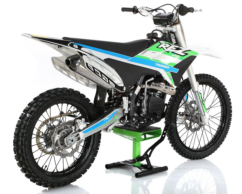 Apollo Thunder 250cc Dirt Bike
