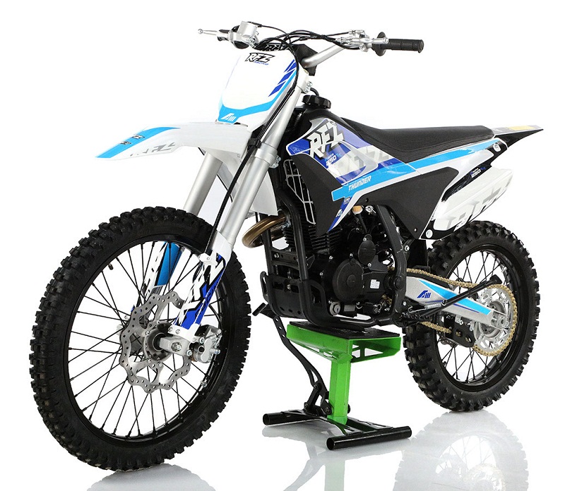 Apollo Thunder 250cc Dirt Bike
