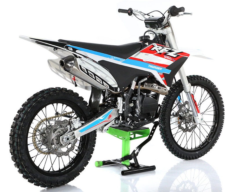 Apollo Thunder 250cc Dirt Bike